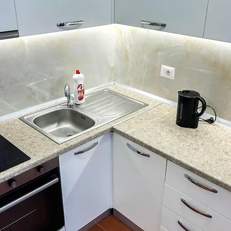 Kamelia 676 Apartment *