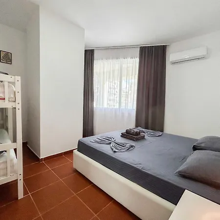 Kamelia 676 Apartment Durres