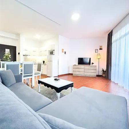 Kamelia 676 Durres