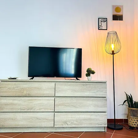 Kamelia 676 Apartment